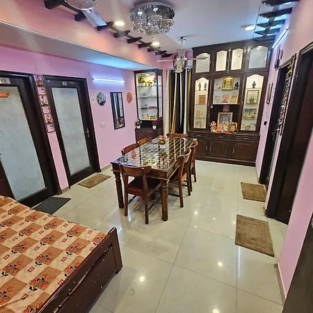 GAUTAM NAGAR HOMESTAY NEAR AIIMS Hospital
